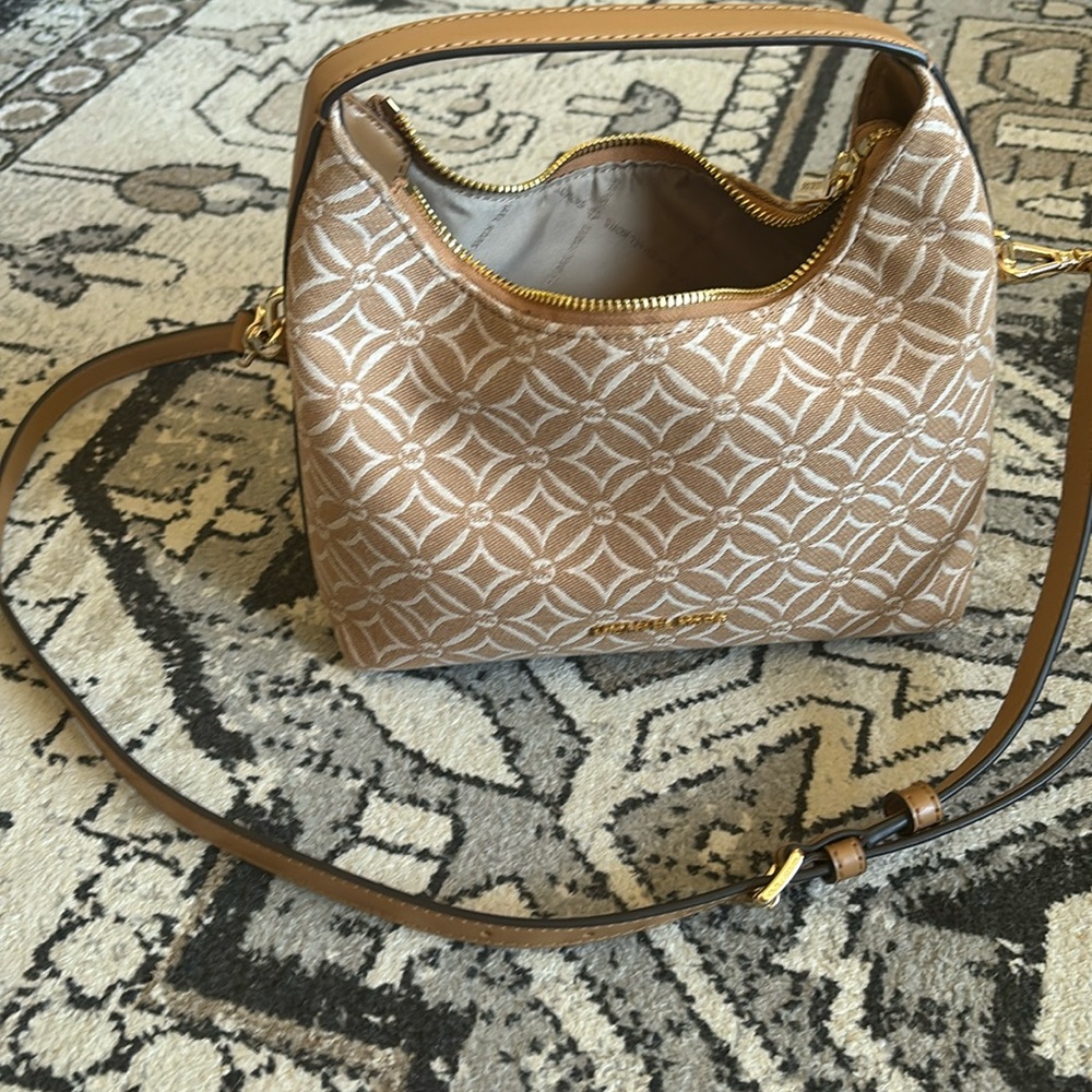 Michael Kors Emmer, small messenger shoulder Crossbody bag
